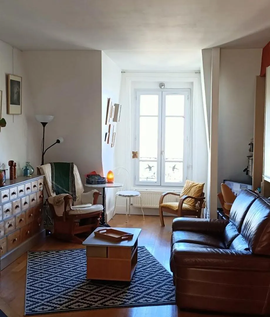 Homestay La Chambre Bleue Apartment Paris